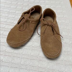 BearPaws Ellen Oxford Ankle Boot Hickory 9 Suede moccasins laces rubber sole